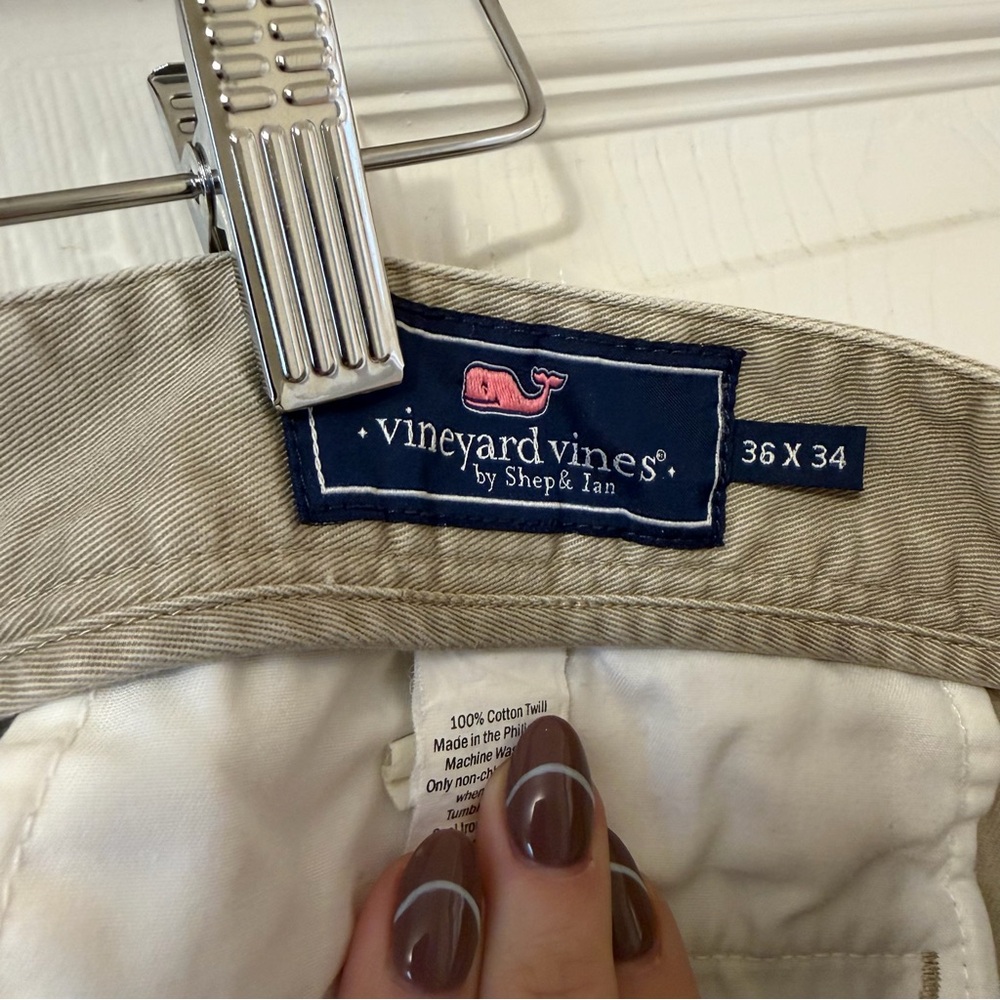 Vineyard Vines Men's Khaki Chinos